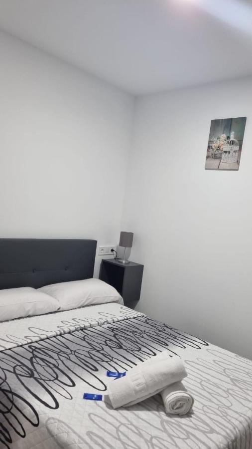 Hostal Vara Madrid Dış mekan fotoğraf