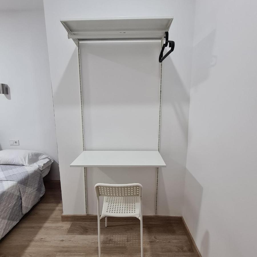 Hostal Vara Madrid Dış mekan fotoğraf