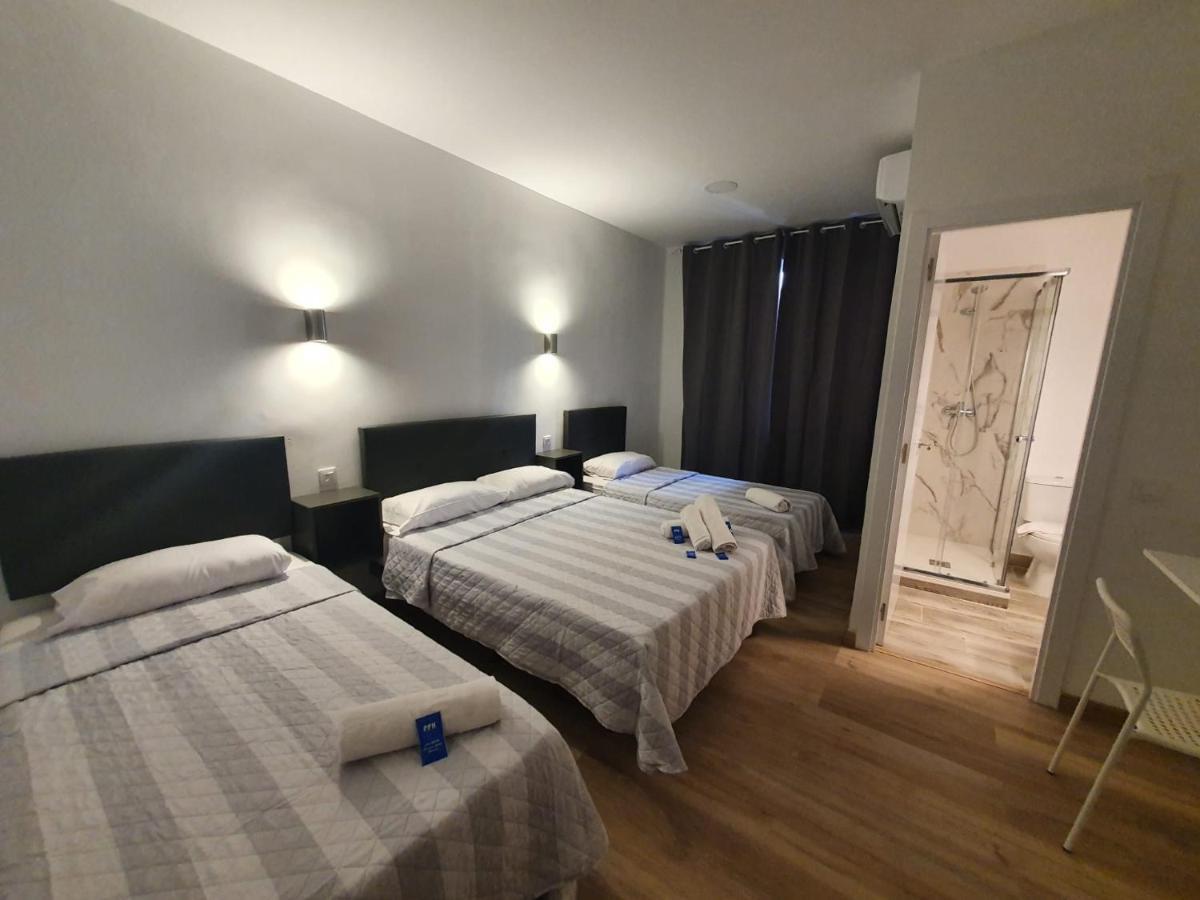 Hostal Vara Madrid Dış mekan fotoğraf